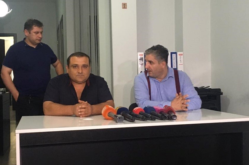 კობა გოგატიშვილი
მალხაზ ველიჯანაშვილი