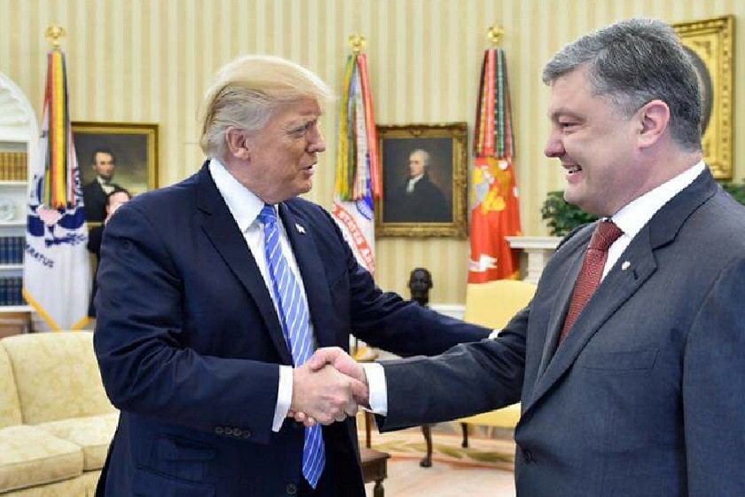 დონალდ ტრამპი
პეტრო პოროშენკო