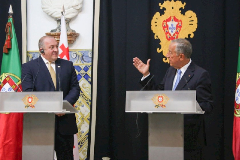 გიორგი  მარგველაშვილი
მარსელო რებელო დე სოუზა