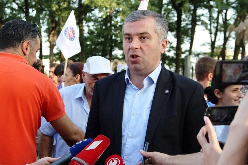 დავით ბაქრაძე