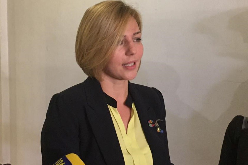 ანა დოლიძე