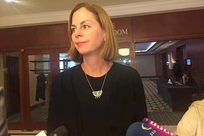 ლორა თორნტონი