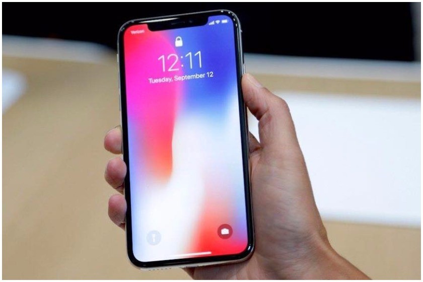 iPhone X-ი