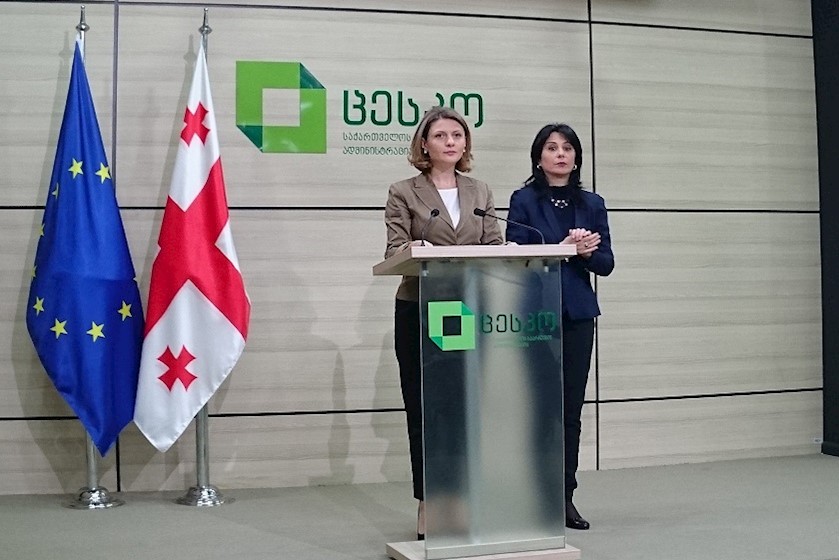 ბრიფინგი ცესკოში