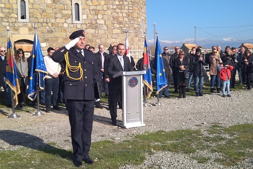 ფიცის დადება