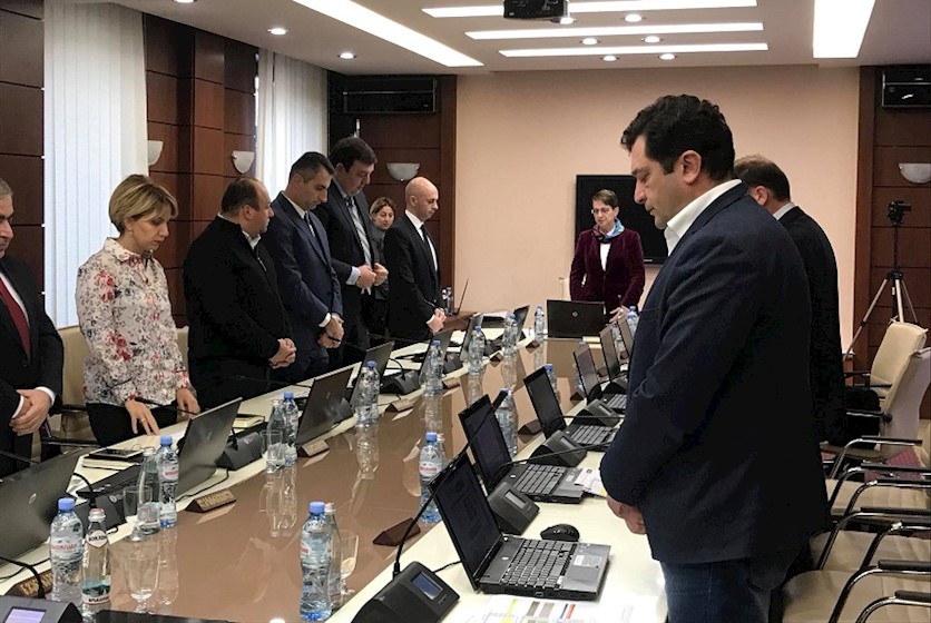 სხდომის გახსნა