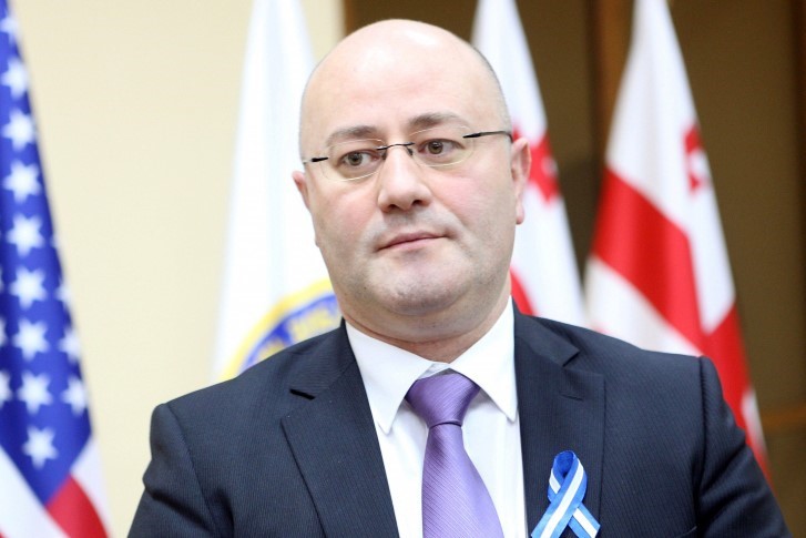 ლევან იზორია