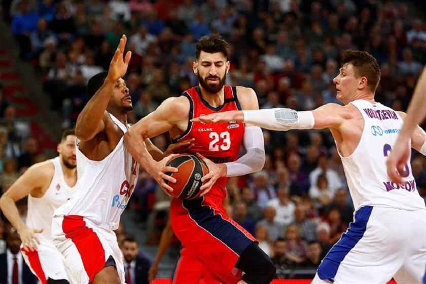 თორნიკე შენგელია