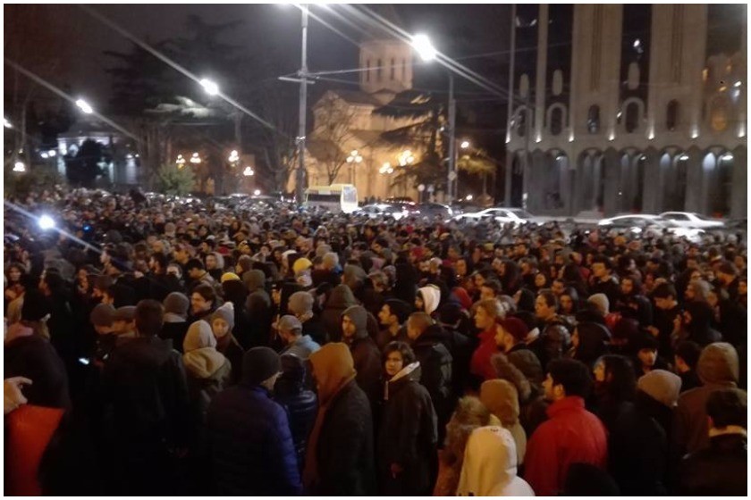 აქცია პარლამენტთან,
თბილისი