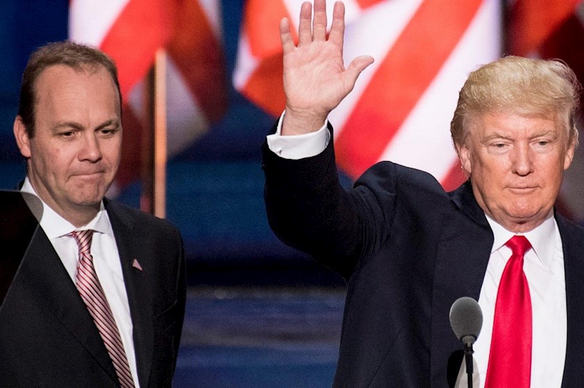 დონალდ ტრამპი და რიკ გეითსი