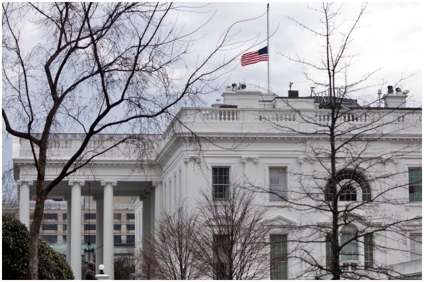 თეთრი სახლი,
აშშ