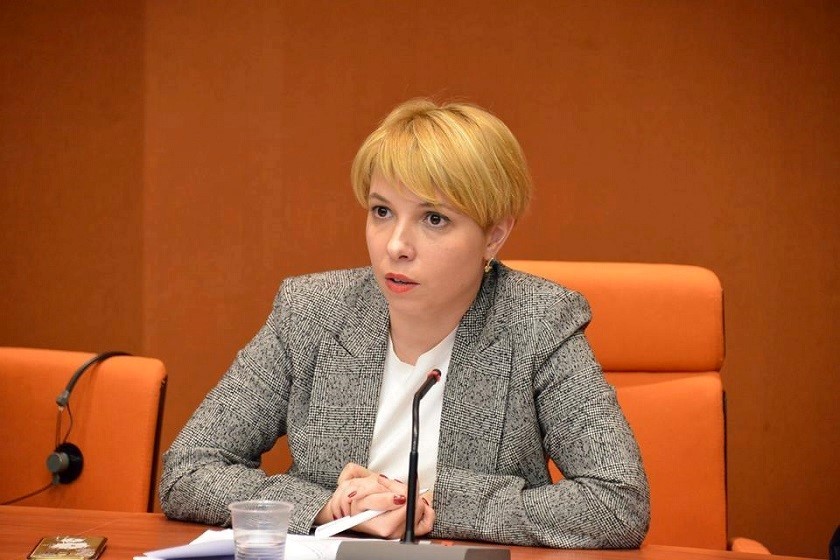 ნინო ლომჯარია
