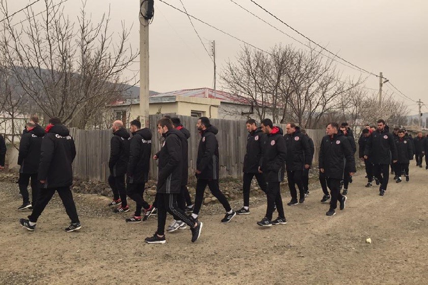 ეროვნული ნაკრების წევრები ტატუნაშვილის პანაშვიდზე