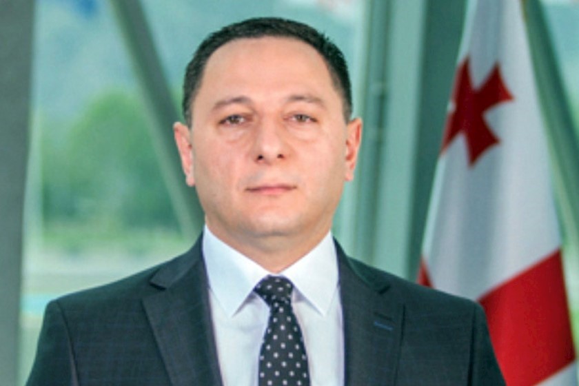 ვახტანგ გომელაური