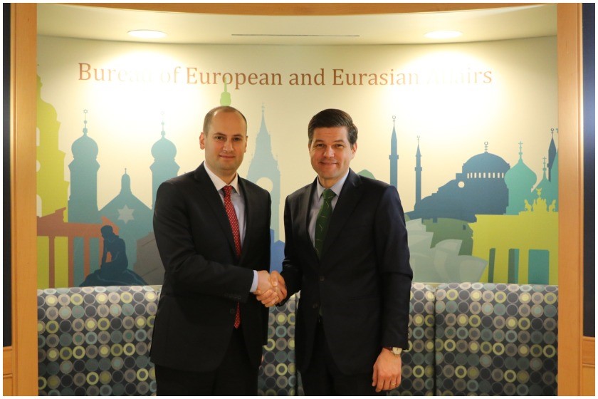 მიხეილ ჯანელიძე
ვეს მიჩელი