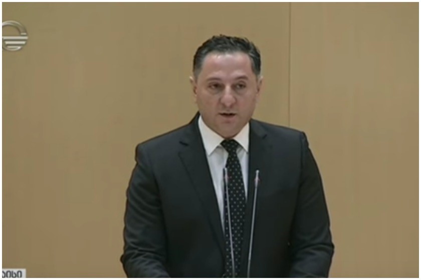 ვახტანგ გომელაური