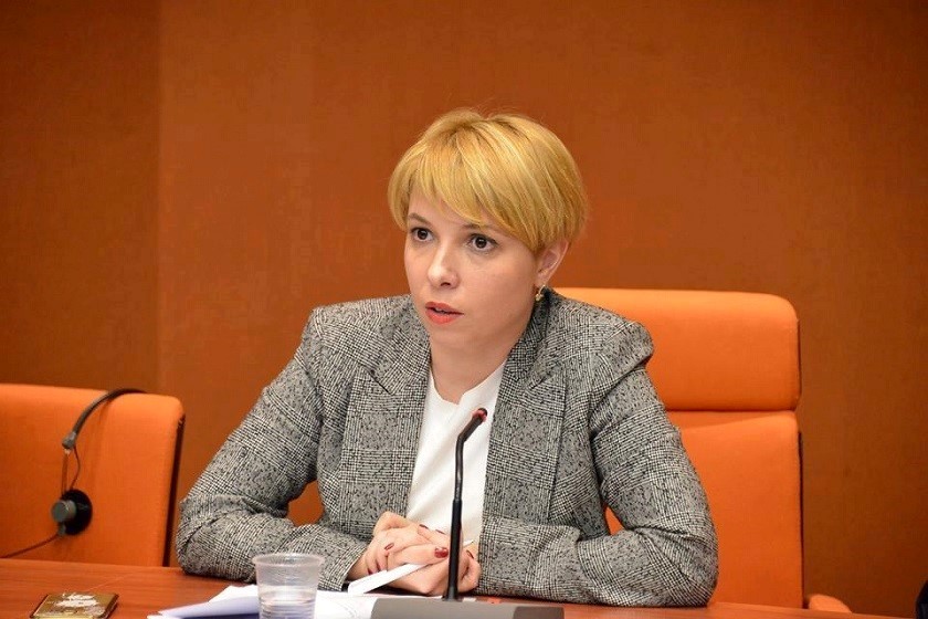 ნინო ლომჯარია