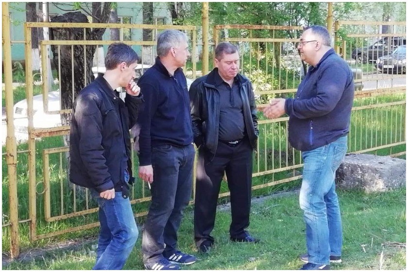 ექსპერტები