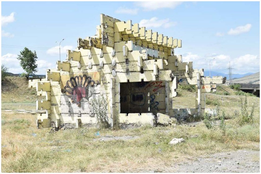 გაჩერება ქანდაში