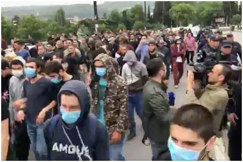 კონტრაქცია