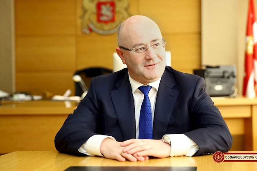 ლევან იზორია