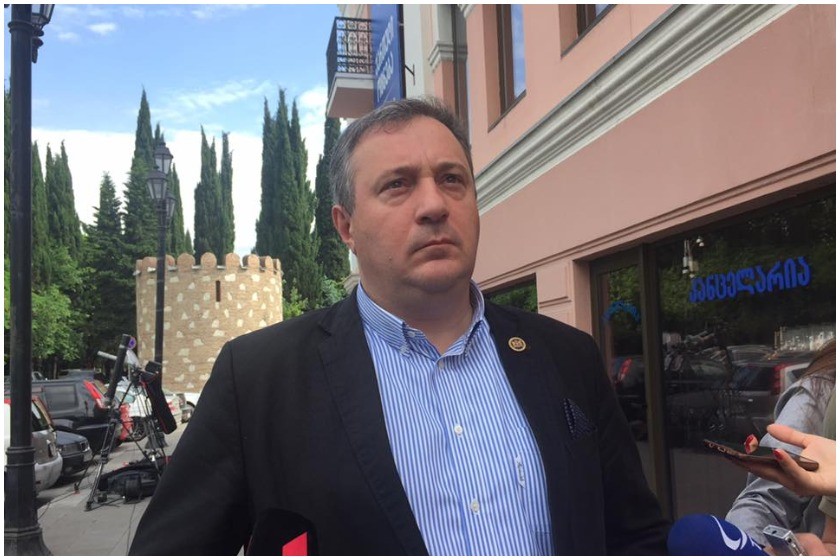 აკაკი ზოიძე