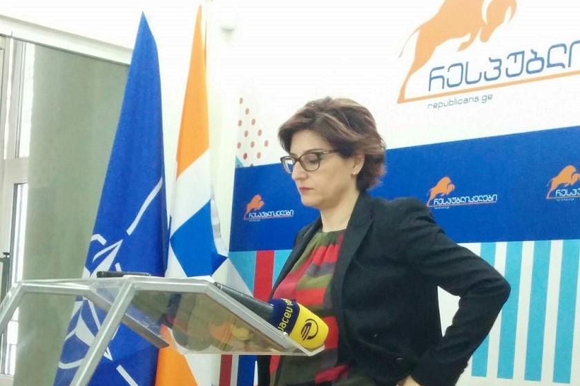 ხათუნა სამნიძე