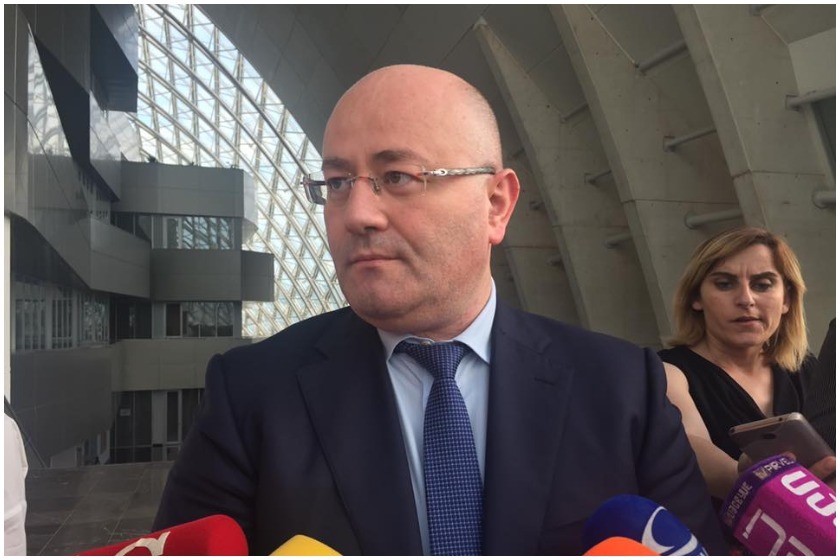 ლევან იზორია