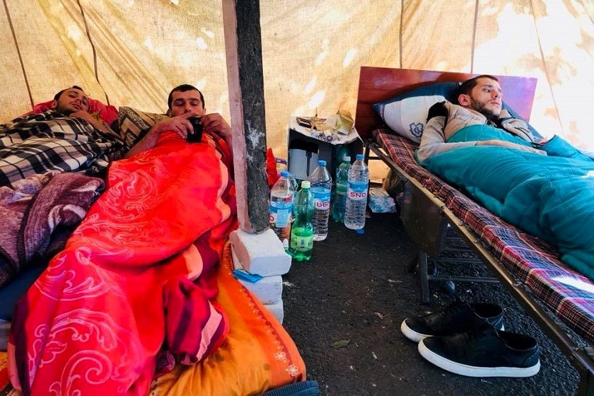 მოშიმშილეები