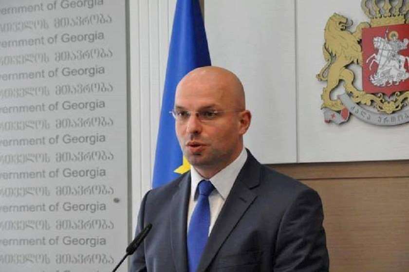 შალვა თადუმაძე