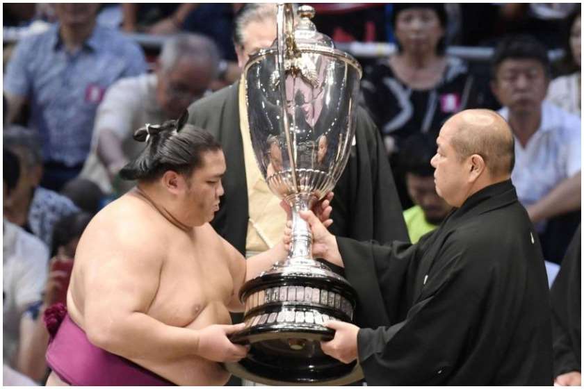 სეკივაკე მიტაკეუმი