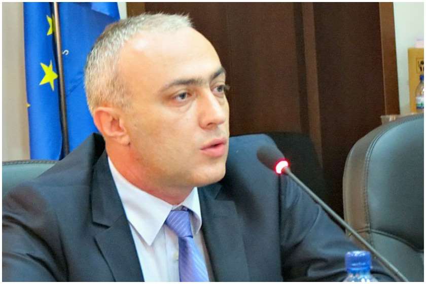 ლაშა გოგია