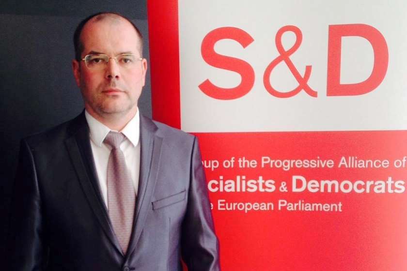 ანდრის მამიკინსი