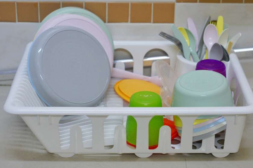 პლასტმასის ჭურჭელი