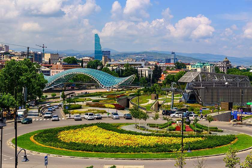 ბინების გაქირავება