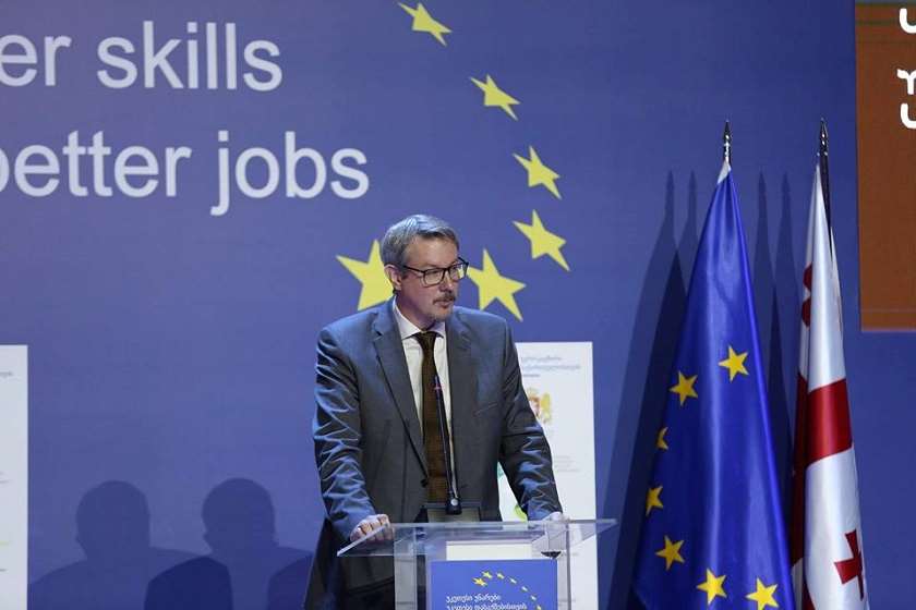 კარლ ჰარცელი