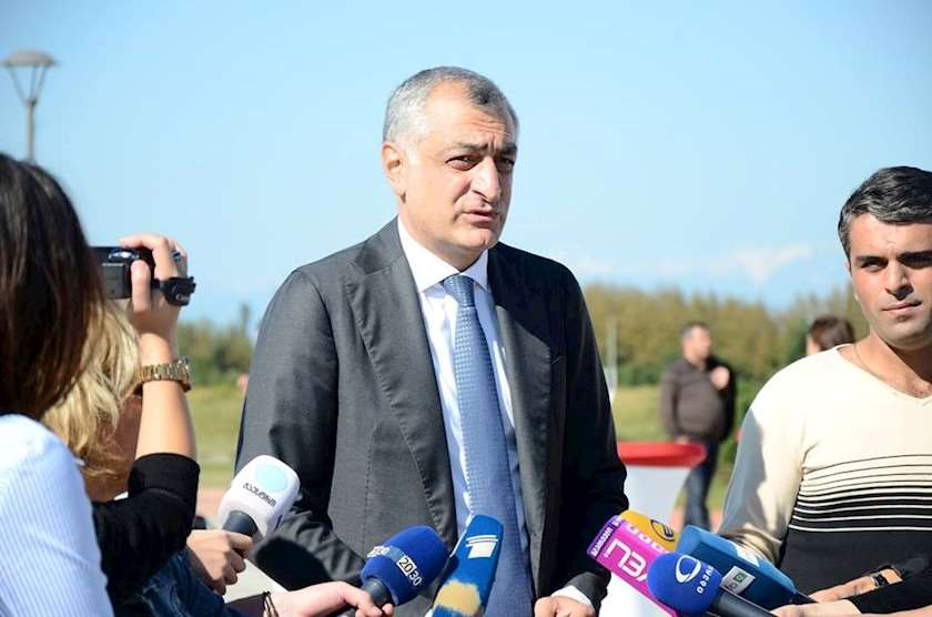 მამუკა ხაზარაძე