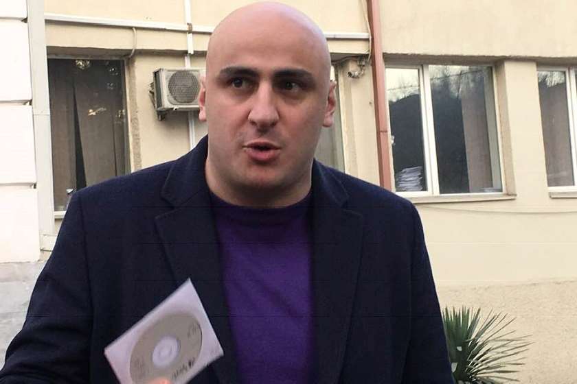 ნიკა მელია