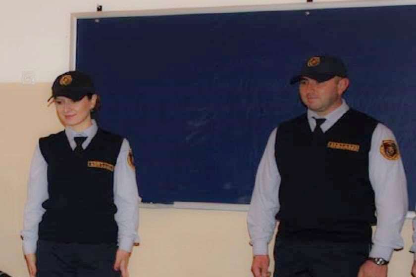 მანდატურები