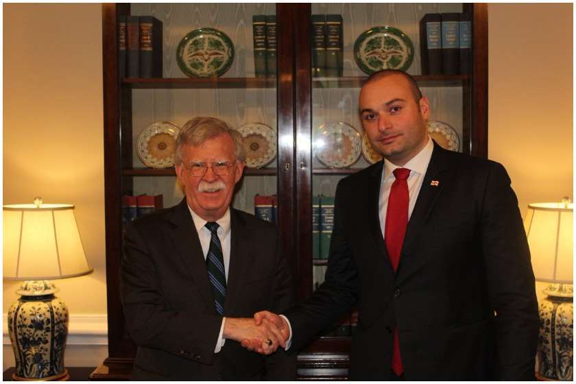 ჯონ ბოლტონი და მამუკა ბახტაძე