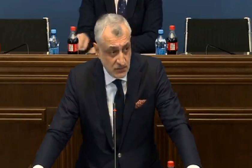 მამუკა ხაზარაძე