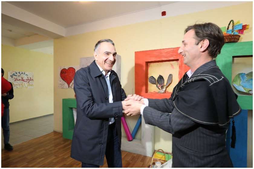 ლადო აფხაზავა