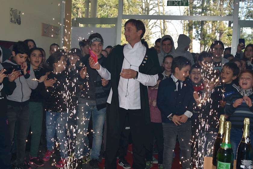 ლადო აფხაზავა