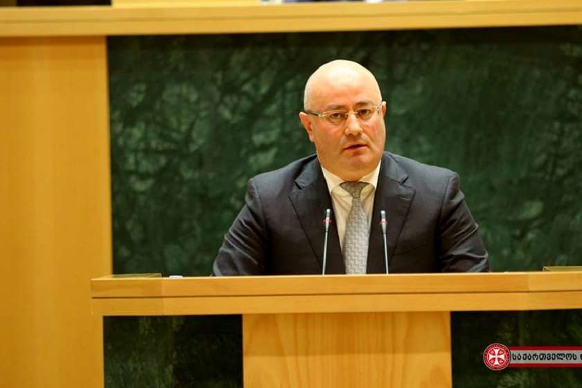 ლევან იზორია