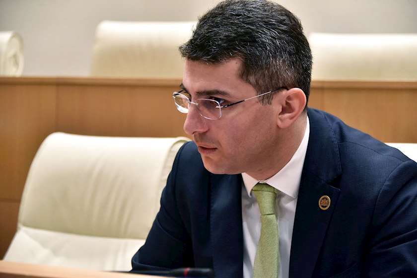 პარლამენტი