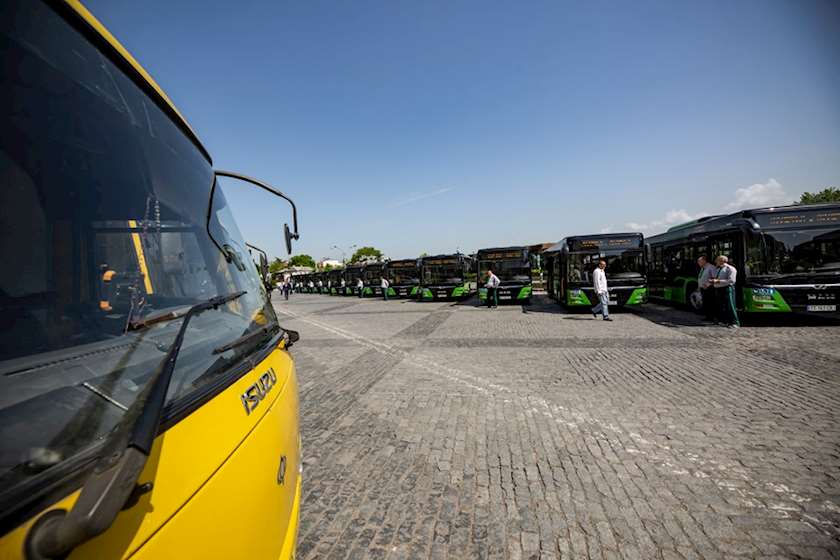 ავტობუსები