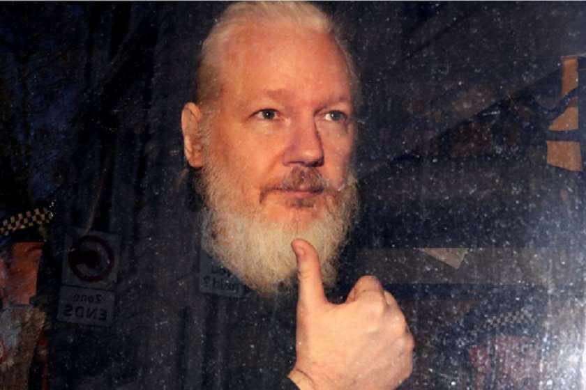 ჯულიან ასანჟი