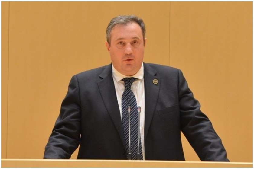 აკაკი ზოიძე