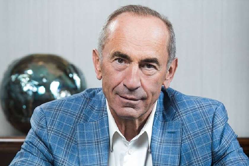 რობერტ ქოჩარიანი