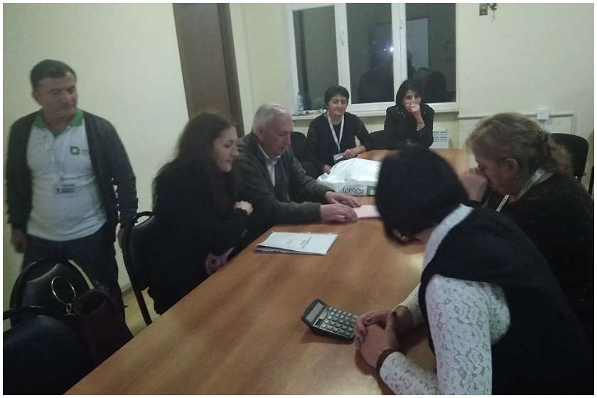 არჩევნები